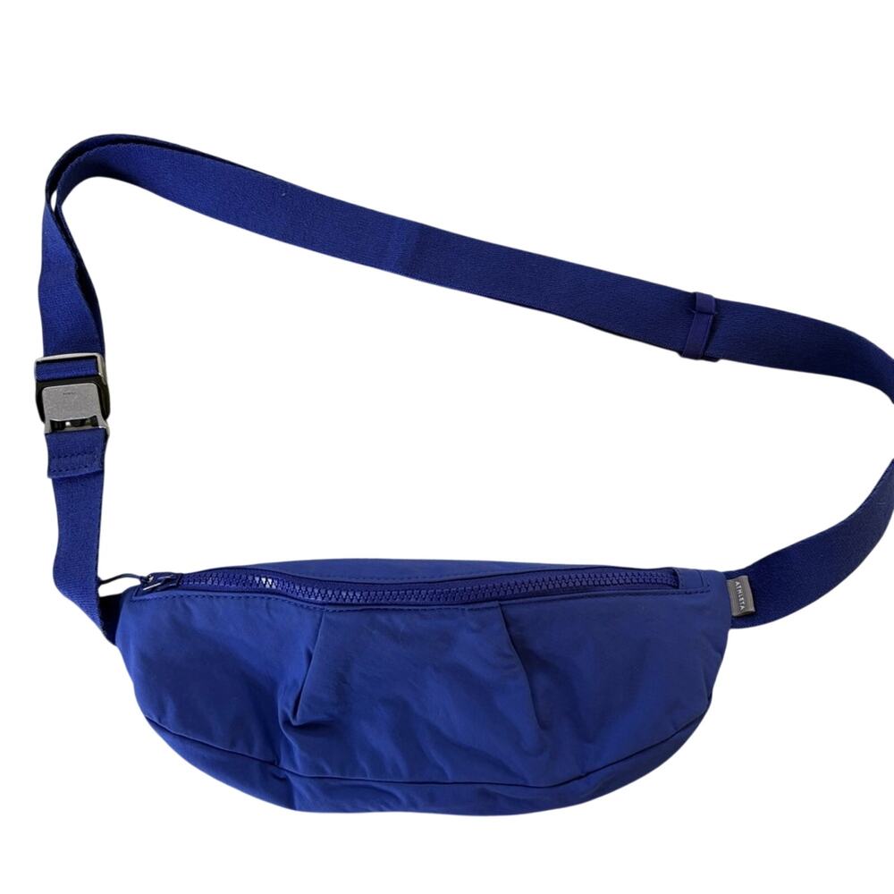 Athleta Kinetic waist bag discontinued Blue